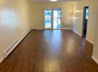 13840 Elder Ave #3, Flushing, NY 11355