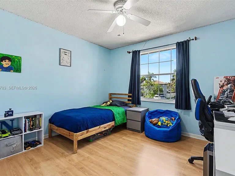 17367 SW 20th Ct #17367 — Photo 26