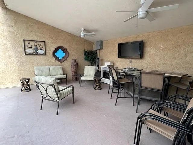 454 Riverfront Dr #211 — Photo 3