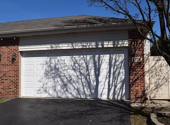 3rd image of 6729 Pine Lake Dr #1