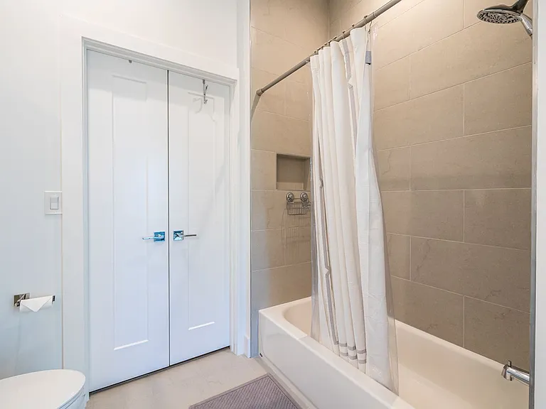 1155 Custer Ave SE #305 — Photo 12