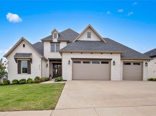 8002 W Dorchester St, Rogers, AR 72758
