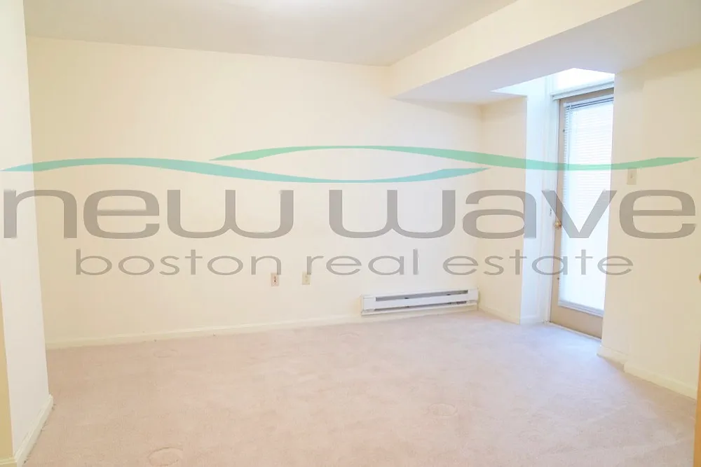 1 bed, 550 sqft, $2,800 — Photo 3