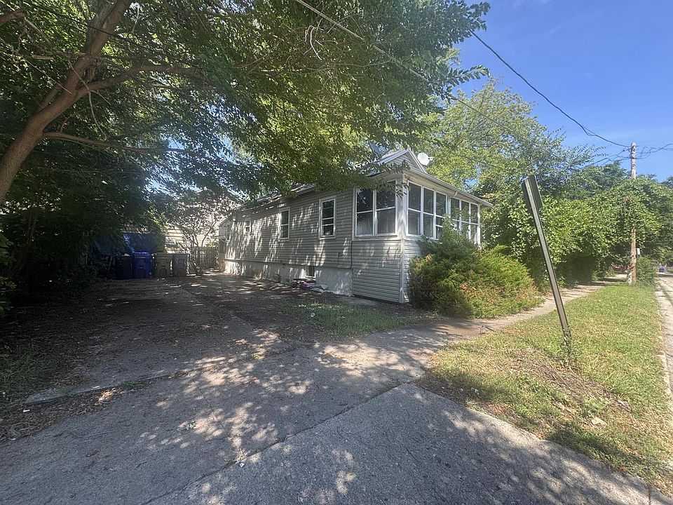 2nd image of 1822 58th STREET