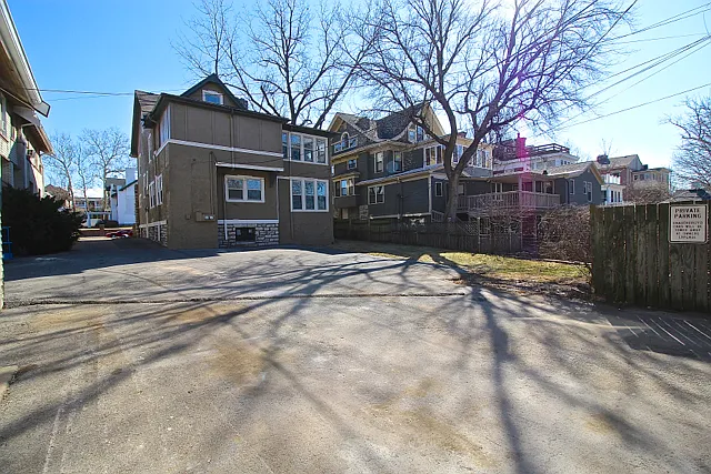 4314-4316 Warwick Blvd — Photo 37