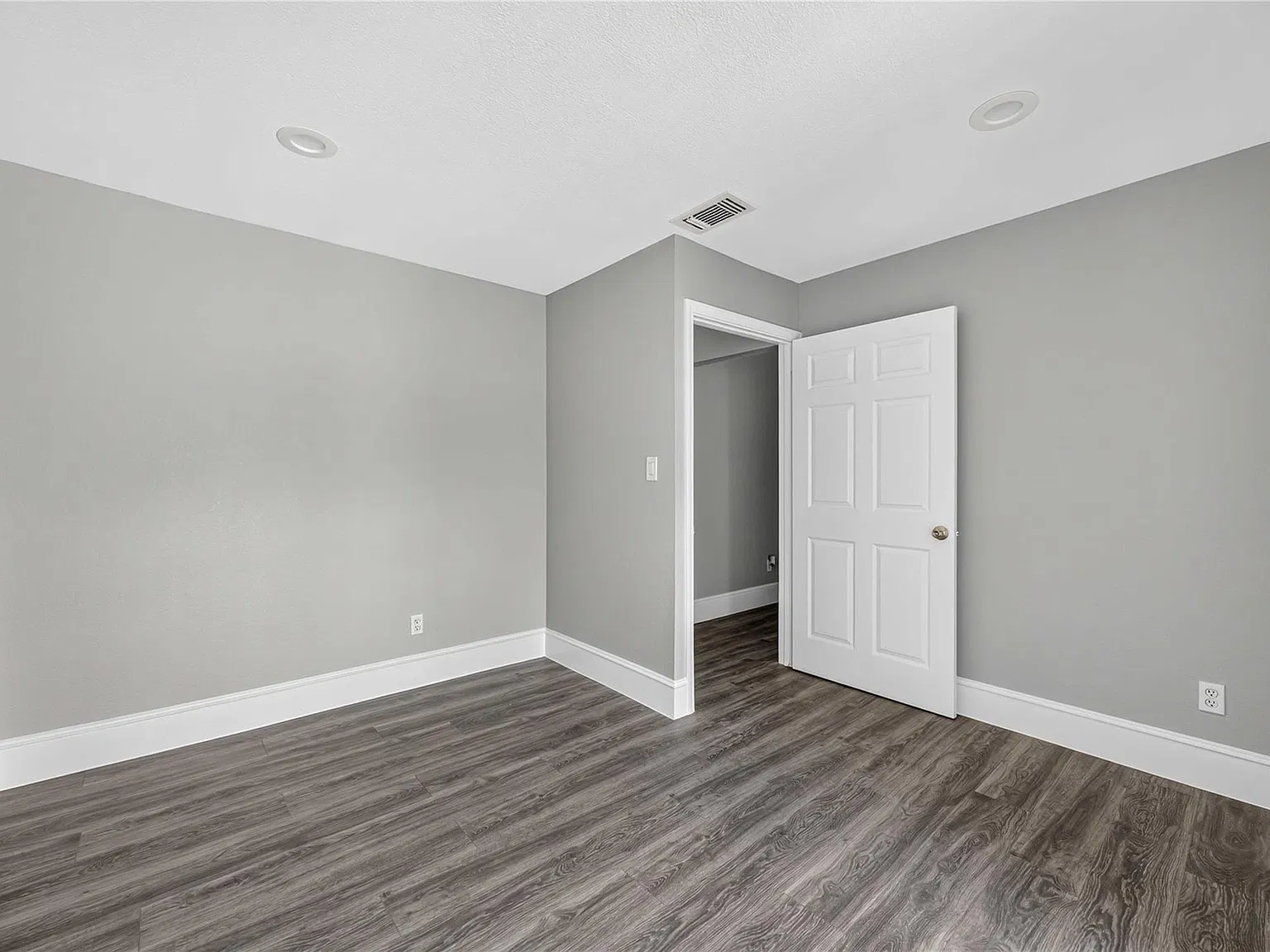 3 bed, 2.5 bath, 1806 sqft, $1,675 — Photo 4