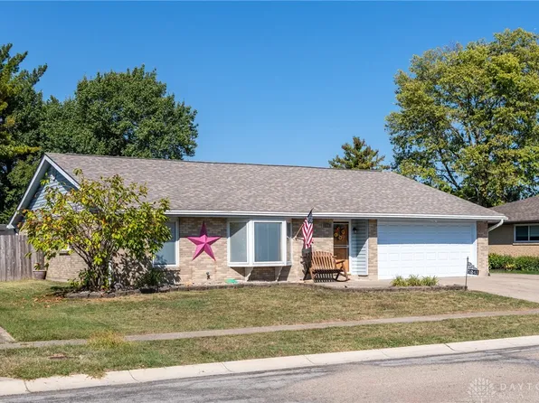 5241 Pathview Dr, Dayton, OH 45424