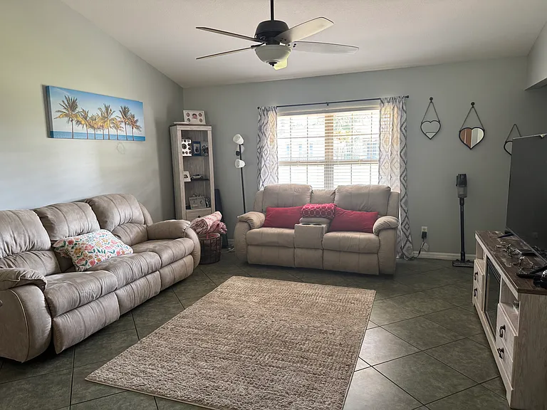 287 SW Crest Gln — Photo 5