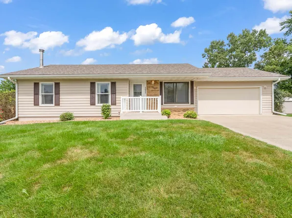 1025 U Ave, Nevada, IA 50201