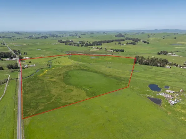 530 Tomales Road, Petaluma, CA 94952