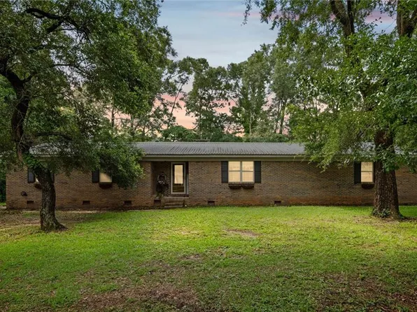 10751 Longview Dr S, Grand Bay, AL 36541