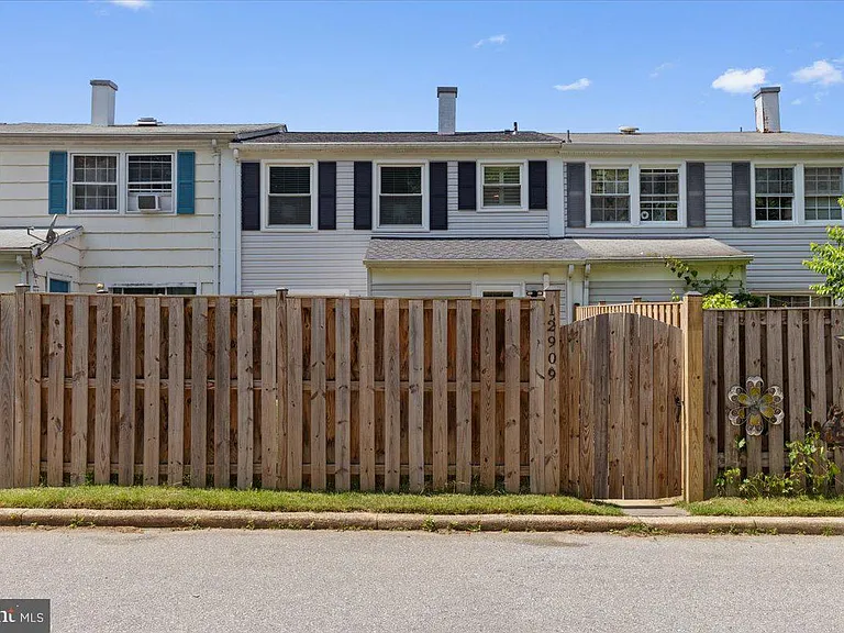12909 Marquette Ln — Photo 16
