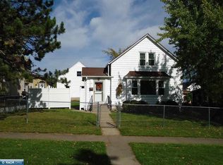 410 3rd St NW, Chisholm, MN 55719