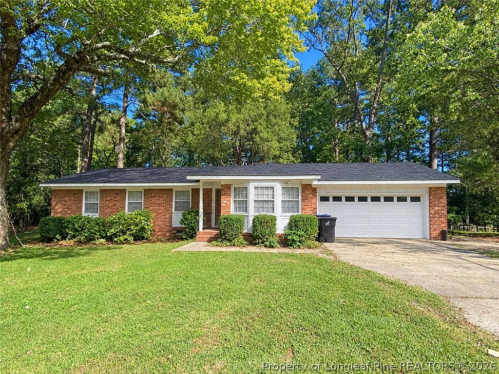 4 bed, 2.0 bath, 1480 sqft, $1,650 — Photo 1