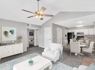 Pinehurst, Kansas City, MO 64118