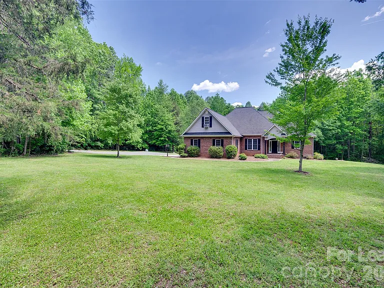 646 Harper Davis Rd — Photo 32