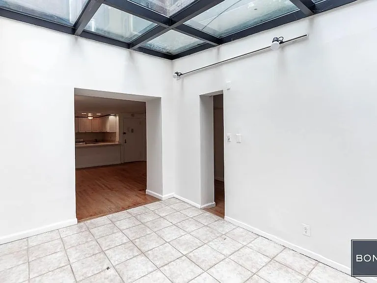 154 W 92nd St #1R — Photo 10