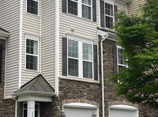42452 Great Heron Sq, Ashburn, VA 20148
