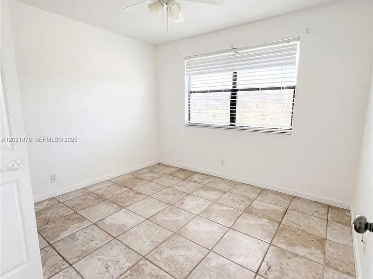 10046 Winding Lake Rd #204 — Photo 7