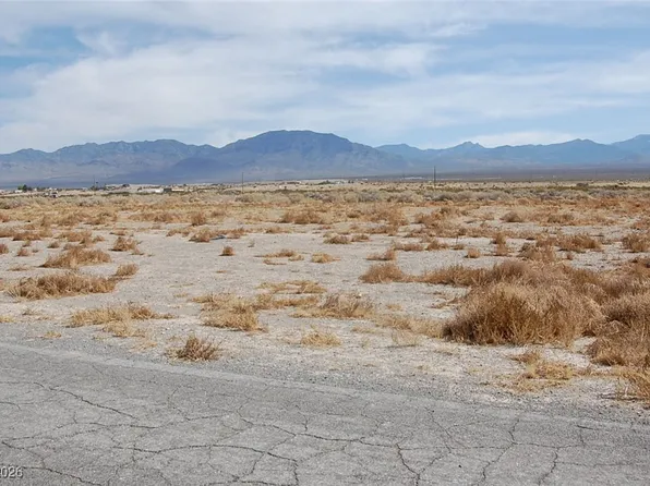 671 W Carrol St, Pahrump, NV 89060