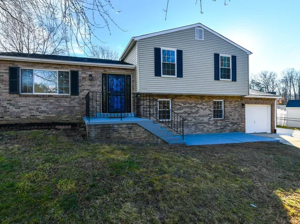 3002 Plaza Dr, District Heights, MD 20747