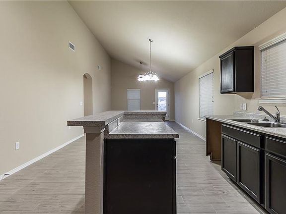 4th image of 5924 Cocobolo St