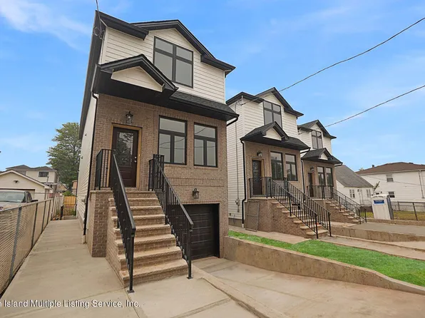 50 Burke Ave, Staten Island, NY 10314