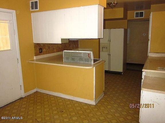 4th image of 3455 N 48th Ave