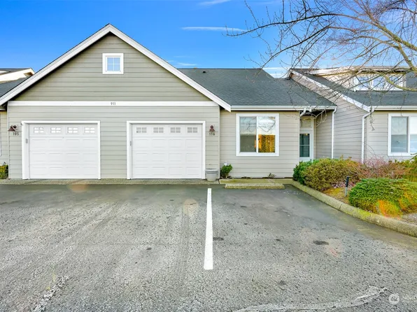 911 Aaron Drive #106, Lynden, WA 98264