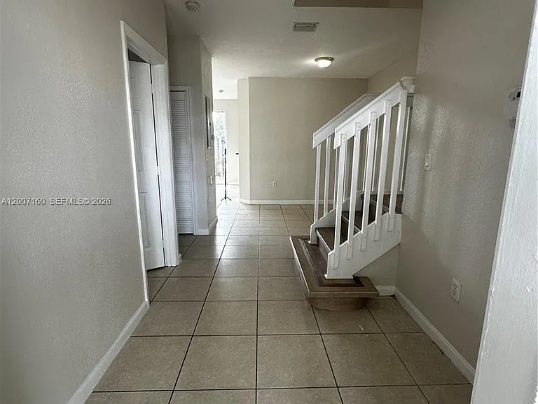 2812 SE 16th Ave #121 — Photo 11