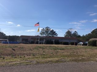 1910 Tommy Robinson Rd, Jasper, AL 35504