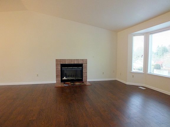 5th image of 13328 Bagley Ave N