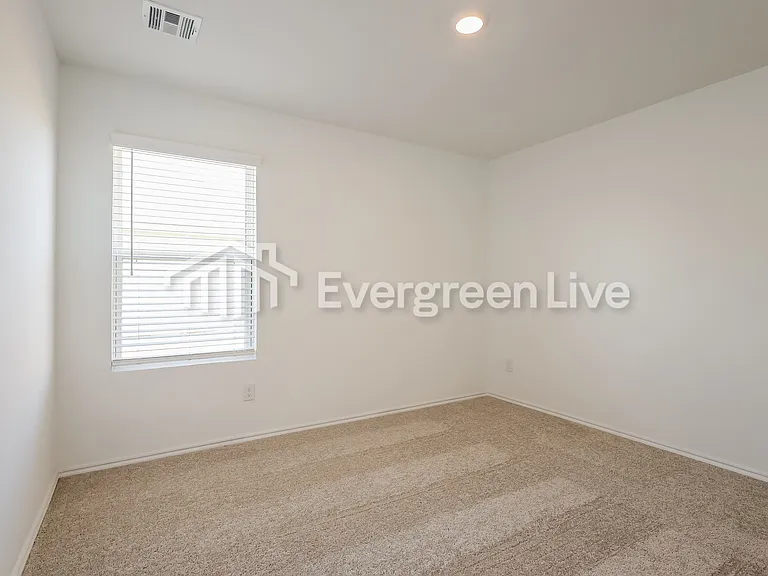 10905 SW 22nd St — Photo 12