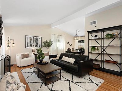 6866 Forum St, San Diego, CA, 92111