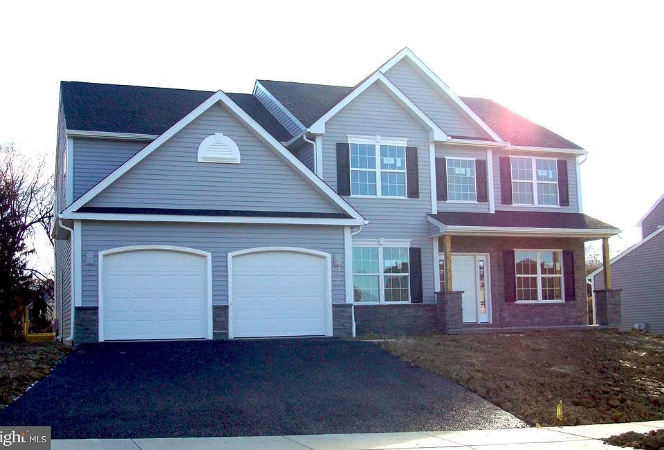 1st image of 418 W Glen Tilt Ave