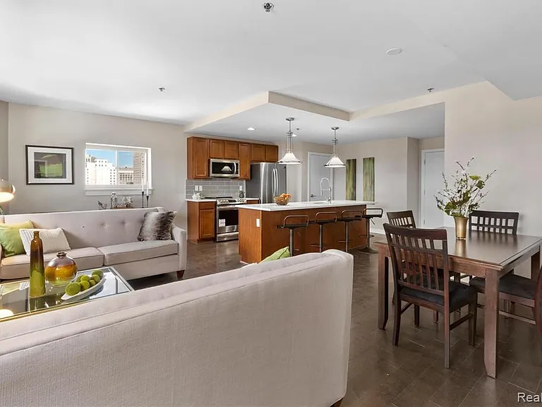 525 W Lafayette Blvd #21B — Photo 20