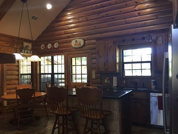 4th image of 5711 Pine Hill Dr