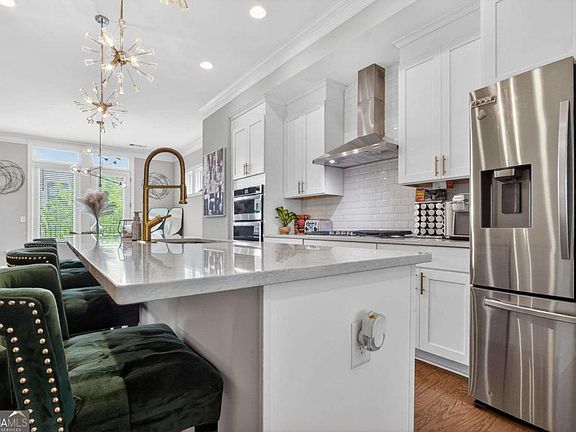 4th image of 1589 Aldworth Pl SE