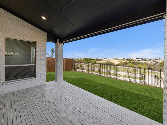 7th image of this home