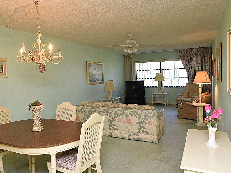 1st image of 175 SE Saint Lucie Boulevard #B70