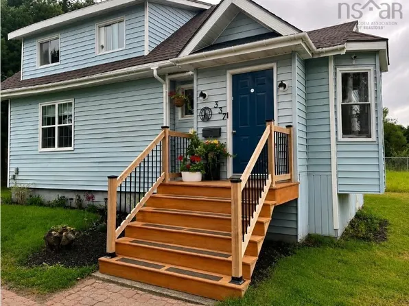 337 Tremont St, New Glasgow, NS B2H 3Z6