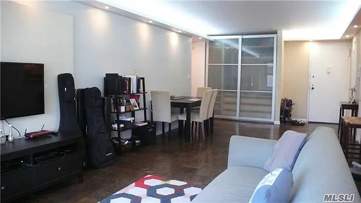 Sold by Charles Rutenberg Realty, Inc. | media 21