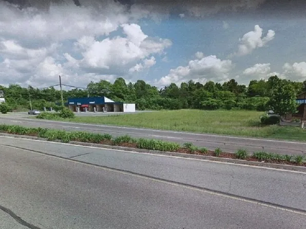 1262 E Jackson Blvd, Jonesborough, TN 37659