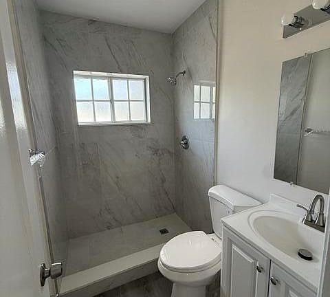 5th image of 2802 SW 36th Ave