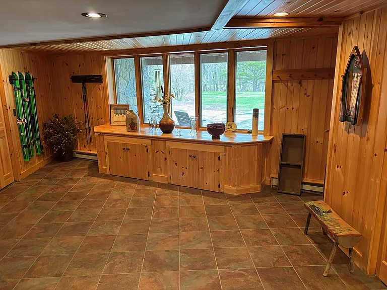 590 Center Rd — Photo 14