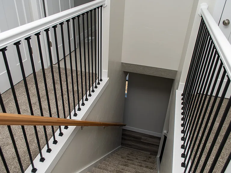 396 N 100 W #1 — Photo 16