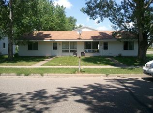 1204 Grissom Dr, Eau Claire, WI 54703