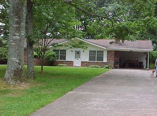 1547 Glade Creek School Rd, Ennice, NC 28623