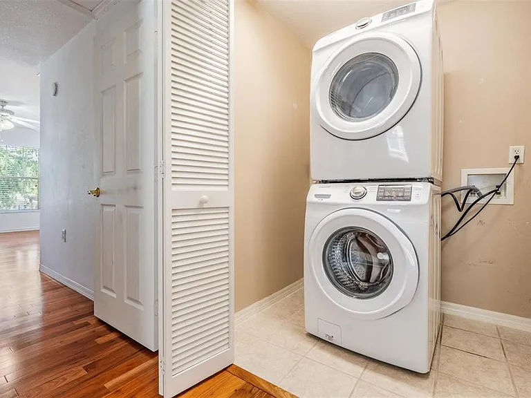 404 S Willow Ave #B — Photo 19