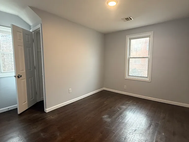 69 W Main St #3L — Photo 8